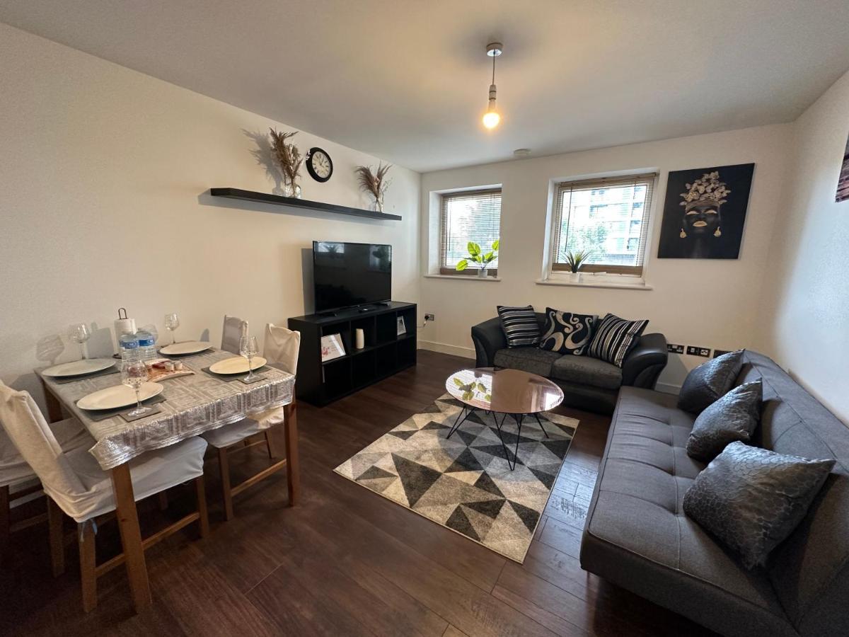 Abba Heights Apartment Лондон Екстериор снимка